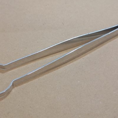 PINC.AGULHAS E SERINGAS 16 CM